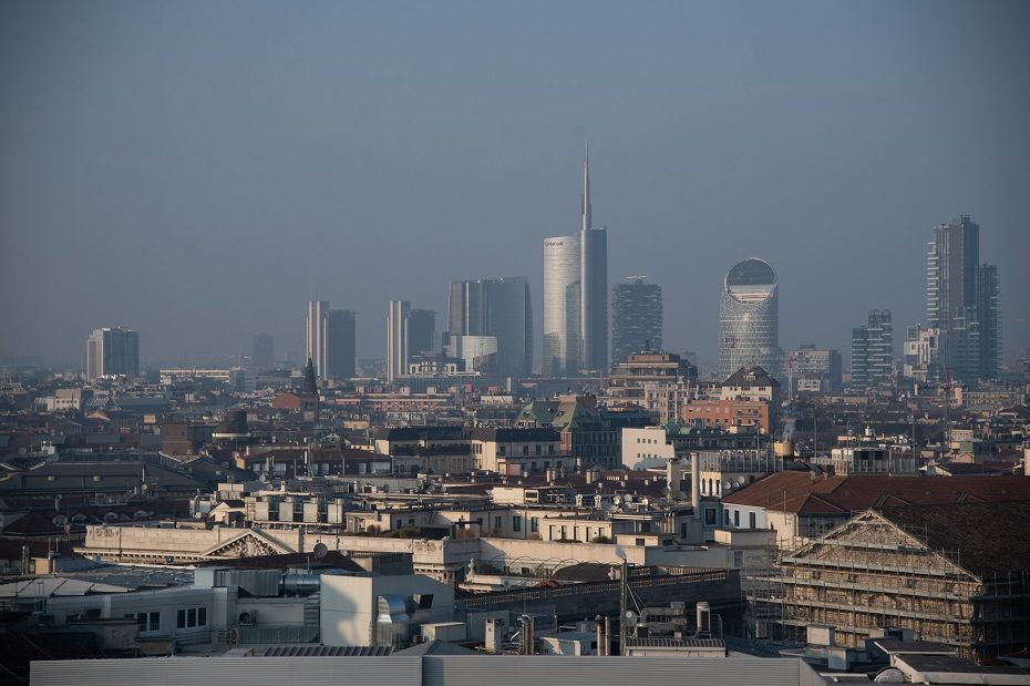 Ne kokios žinios mados sostinei: dėl smogo įvedami ribojimai  