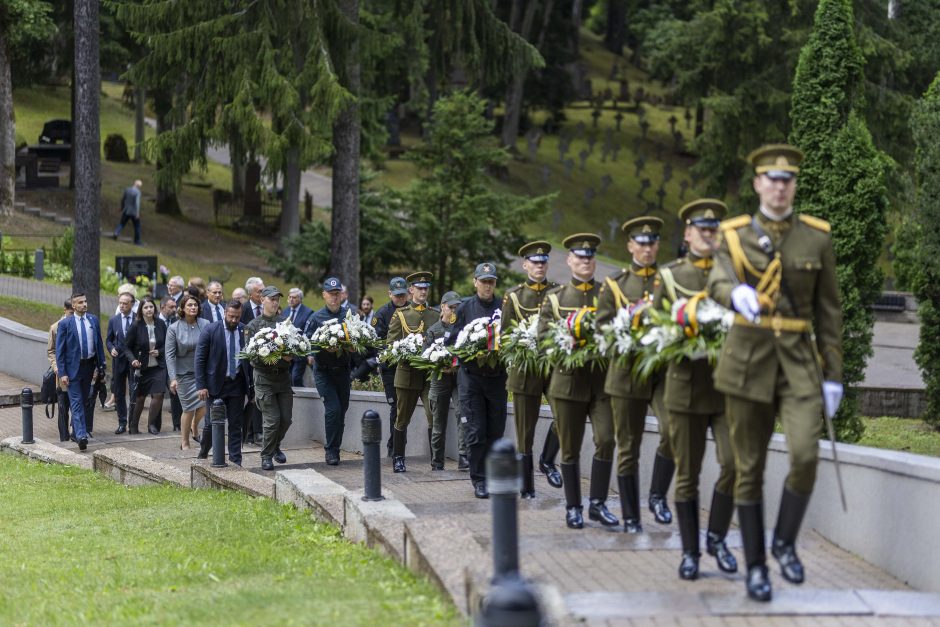 Lietuvos policija mena OMON smogikų aukomis tapusius Medininkų didvyrius