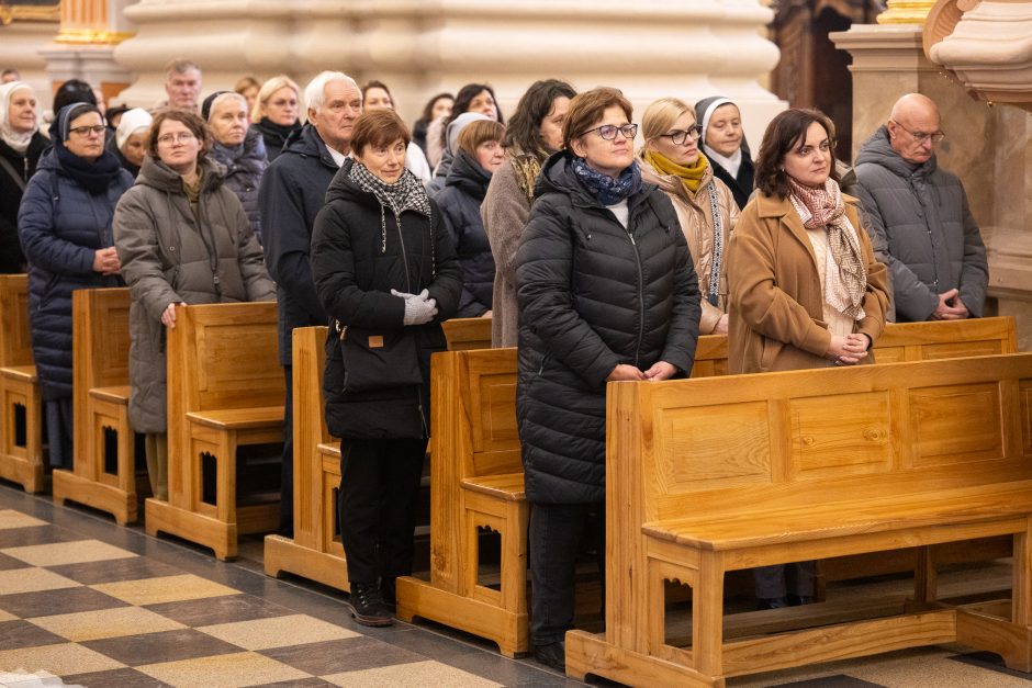 Seserų benediktinių jubiliejus: kviečia džiaugtis kartu