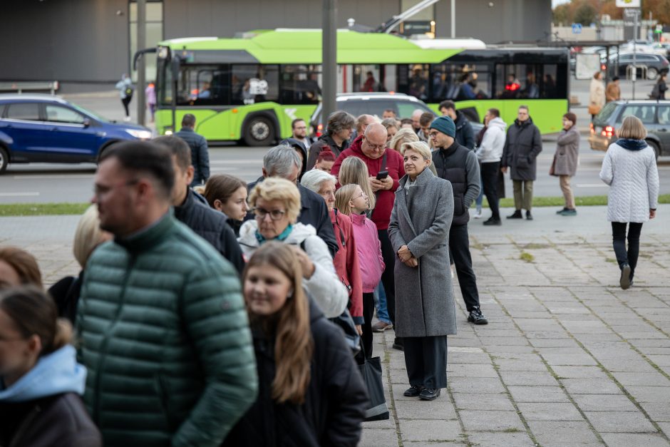 Kauniečiai aktyviai traukia rinkti Seimą: eilės norinčiųjų balsuoti iš anksto