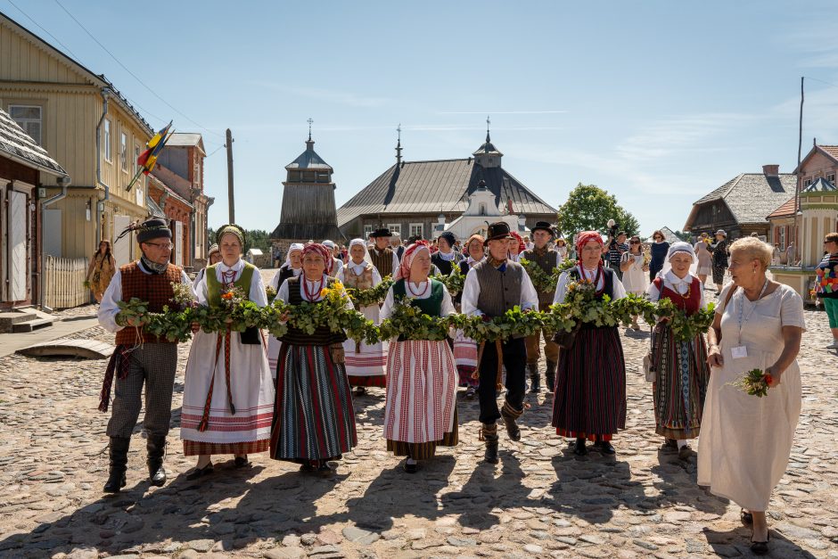 Žolinė Rumšiškėse: nuo pievų puokščių, iki kelionių laiku