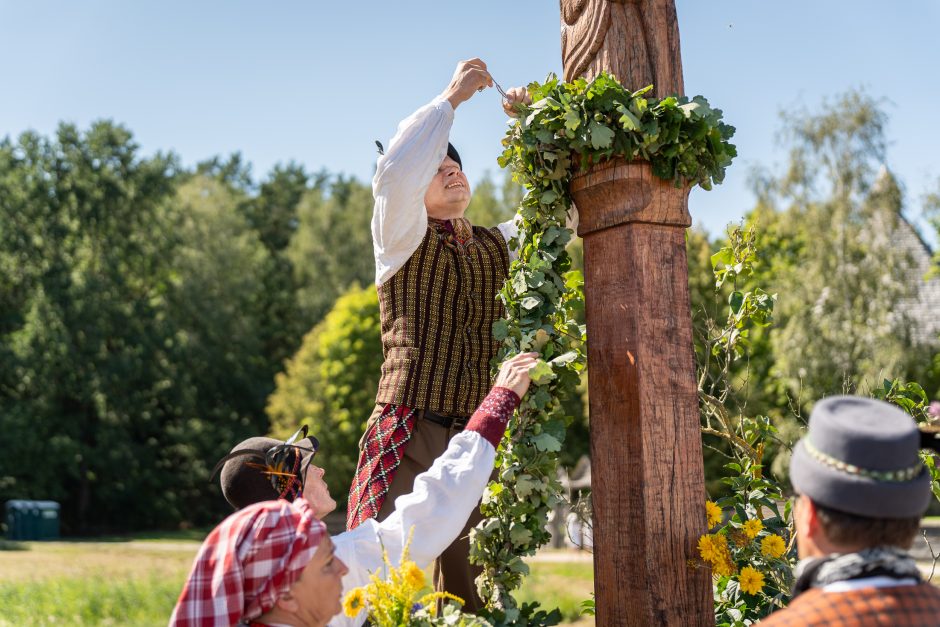 Žolinė Rumšiškėse: nuo pievų puokščių, iki kelionių laiku