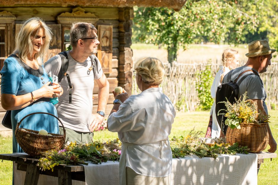 Žolinė Rumšiškėse: nuo pievų puokščių, iki kelionių laiku