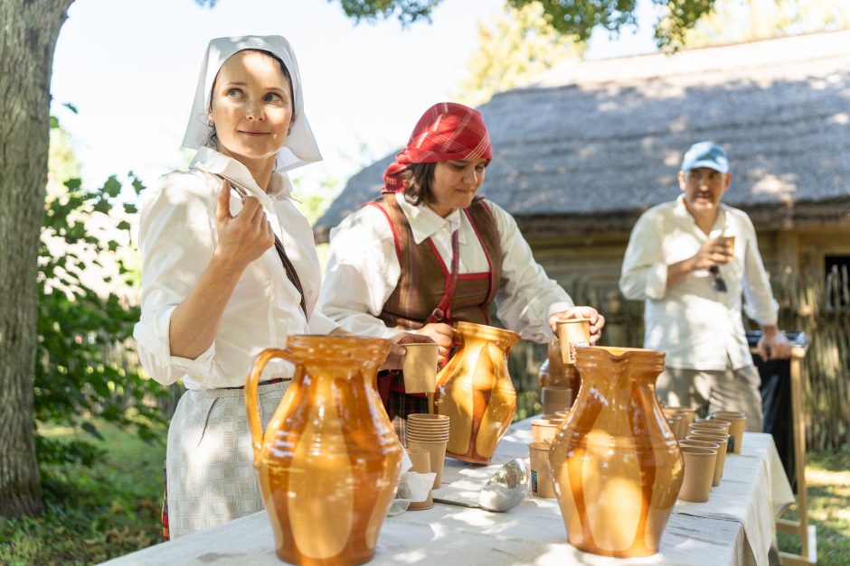 Žolinė Rumšiškėse: nuo pievų puokščių, iki kelionių laiku