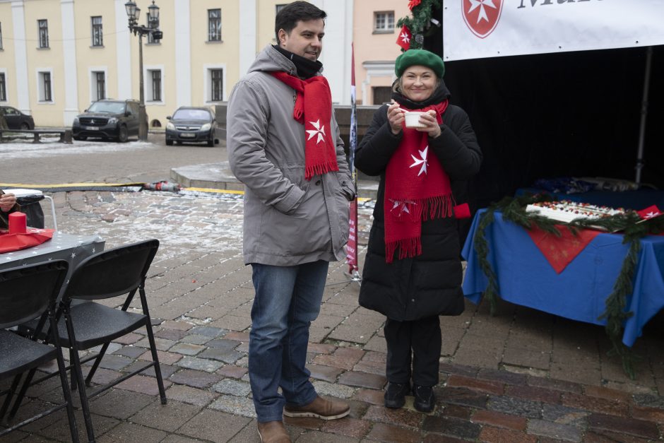 Maltiečiai kauniečius pakvietė dubenėliui karštos sriubos