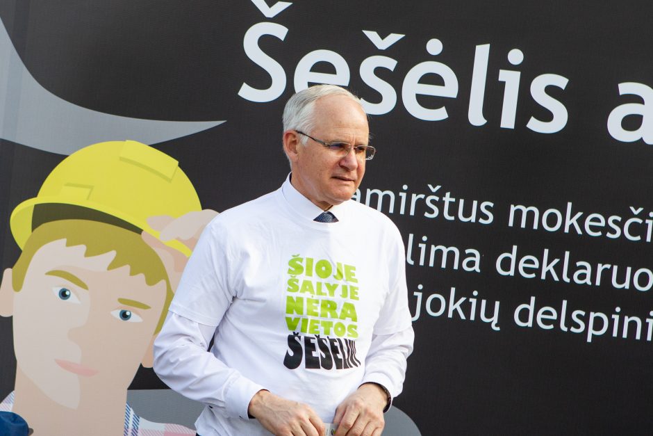 Prasidėjo akcija prieš „šešėlį“: skamba raginimai netoleruoti „šešėlio“