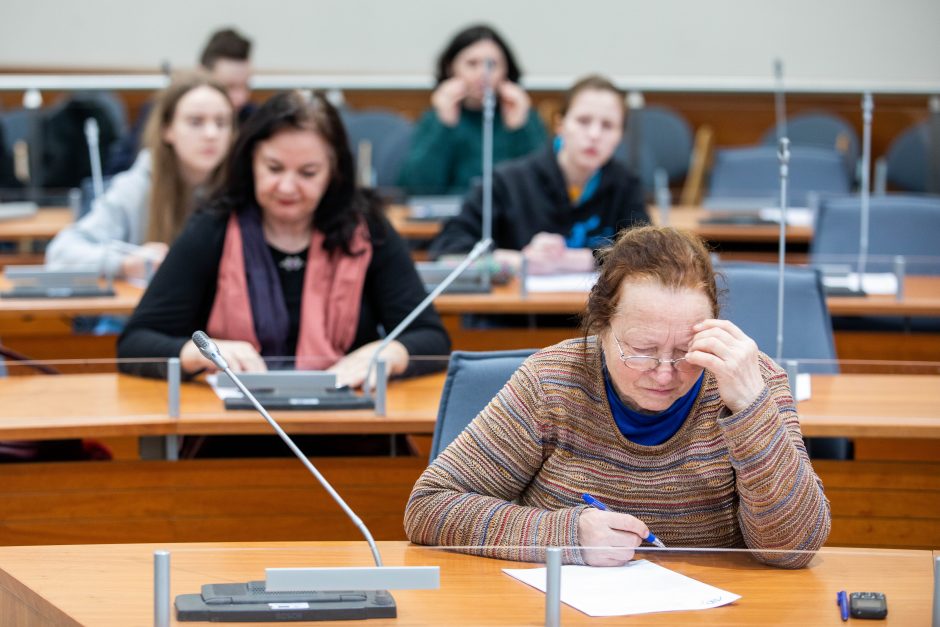 Nacionalinio diktanto dalyviai rašė B. Jonuškaitės tekstą