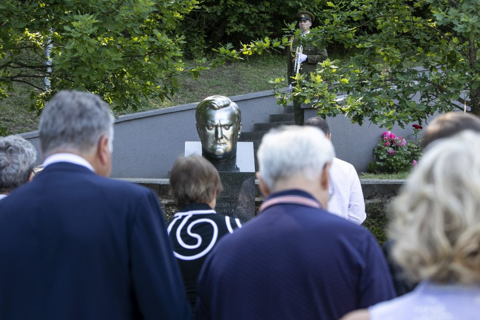 Minimos prezidento A. M. Brazausko dešimtosios mirties metinės