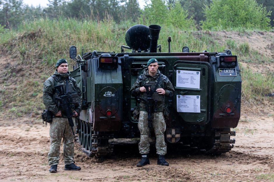 Šalčininkų rajone oficialiai atidarytas Rūdninkų karinis poligonas