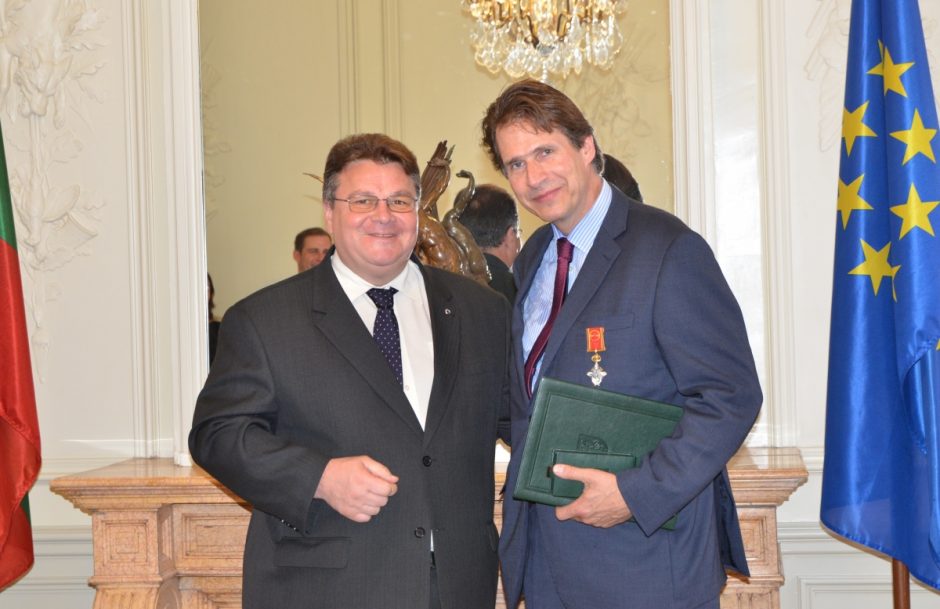 L. Linkevičius įteikė valstybinį apdovanojimą G. Wiegandui