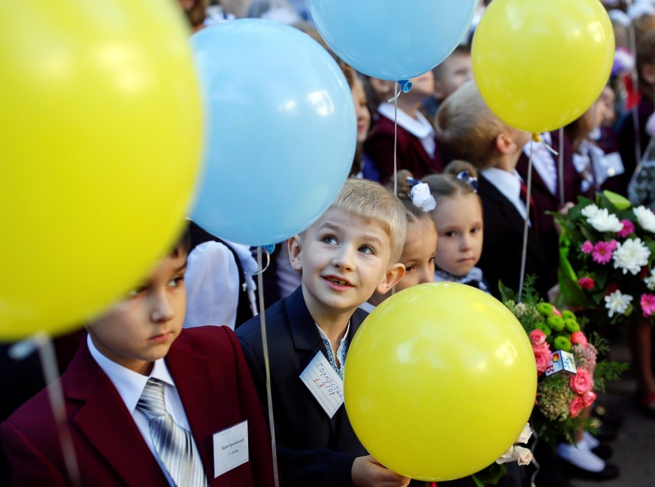 Neabejingas šeimas kviečia padovanoti dieną Ukrainos vaikams