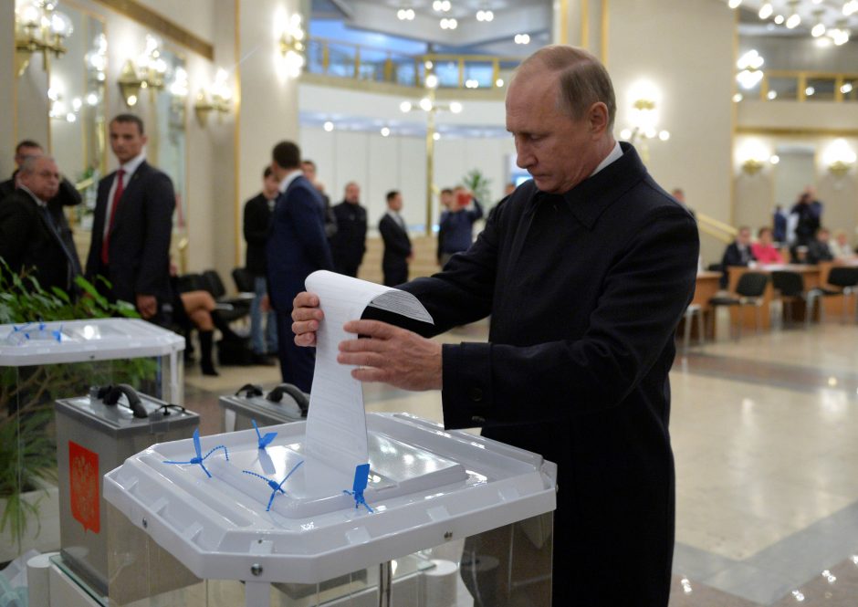 Lietuva ragina Rusiją greitai ištirti Dūmos rinkimų pažeidimus