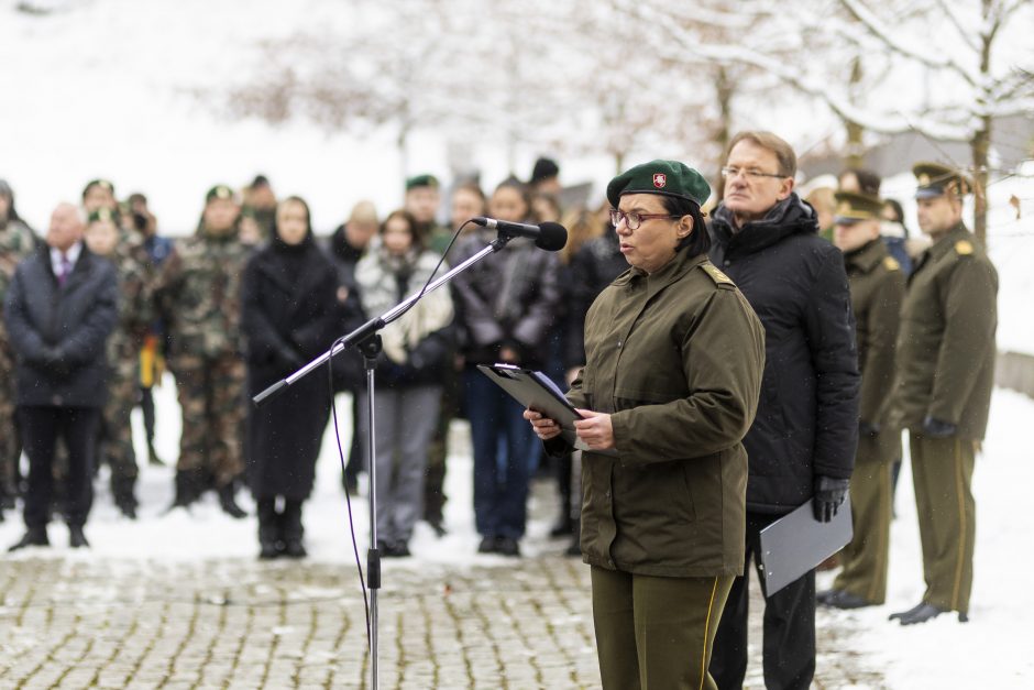 Prezidentas: Rusijai trypiant Ukrainą, svarbu turėti tokius simbolius kaip A. Ramanauskas