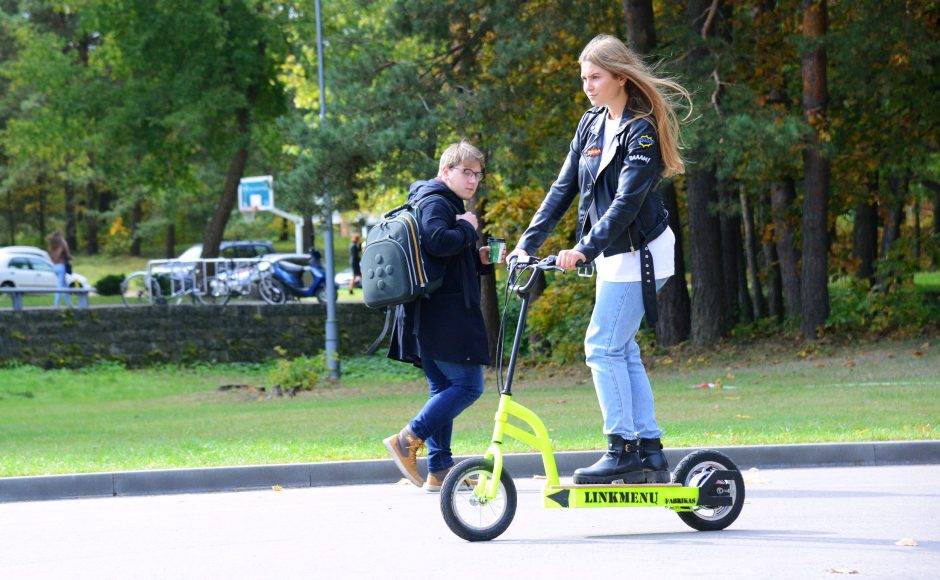 Nauja žvaigždė: sukurtas miestiečiams skirtas elektrinis paspirtukas