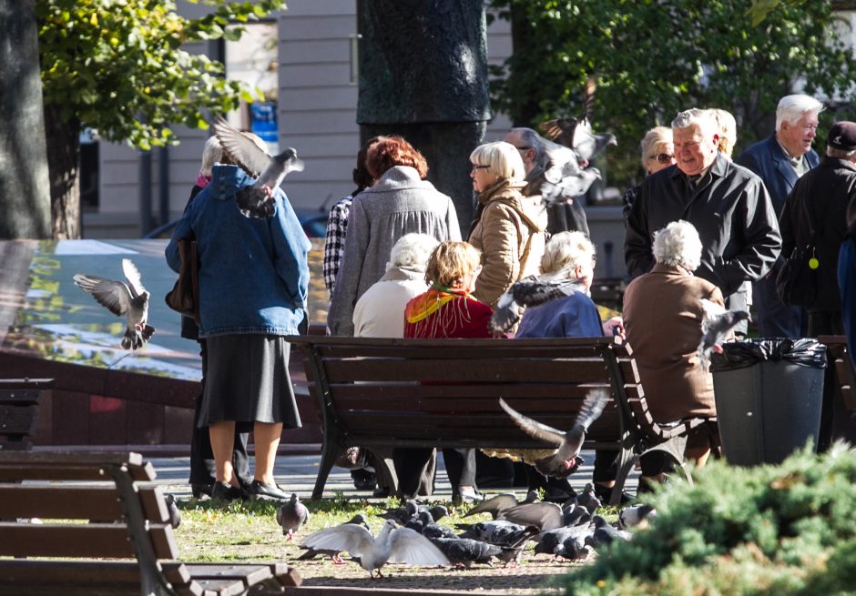 Pikti pensininkai reikalavo grąžinti pavogtas pensijas