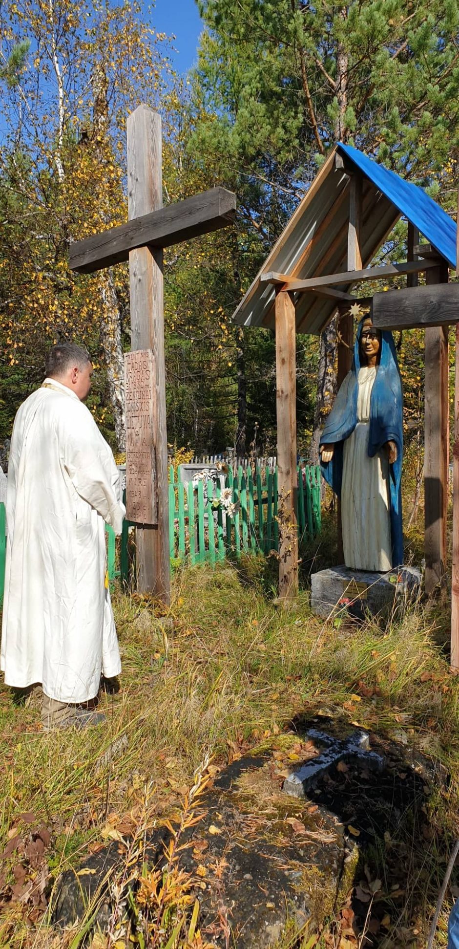 Apleistose tremtinių kapinaitėse Sibire rado paslaptingą šiauliečio antkapį