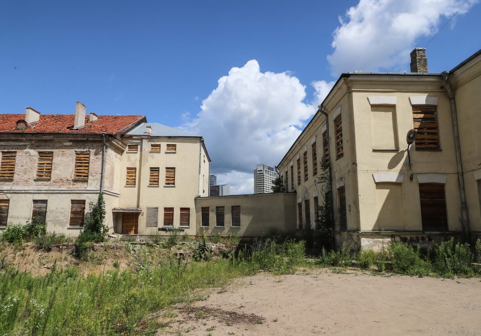 Atnaujina konkursą: senieji Šv. Jokūbo ligoninės pastatai bus išsaugoti