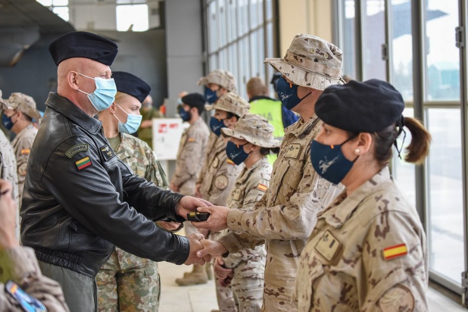 NATO oro policijos misiją iš Ispanijos perėmė danai ir portugalai