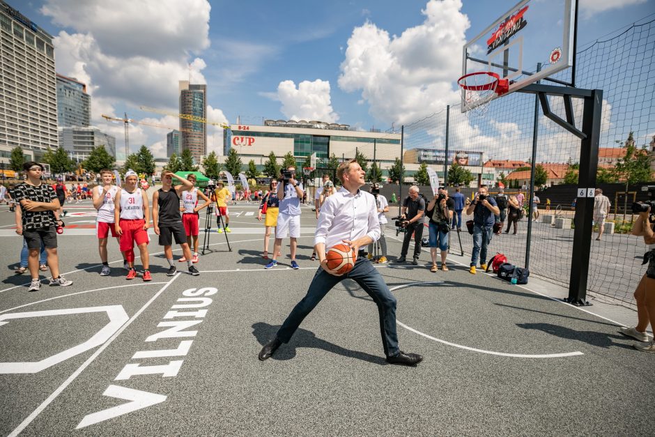 Vilniečius sportuoti kviečia atnaujintas Baltojo tilto aikštynas