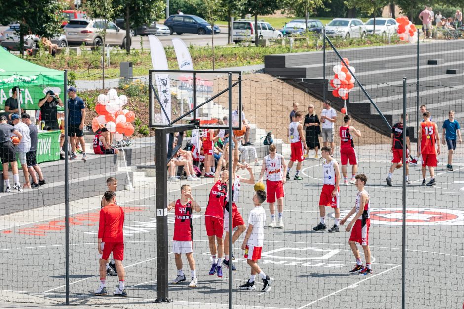 Vilniečius sportuoti kviečia atnaujintas Baltojo tilto aikštynas