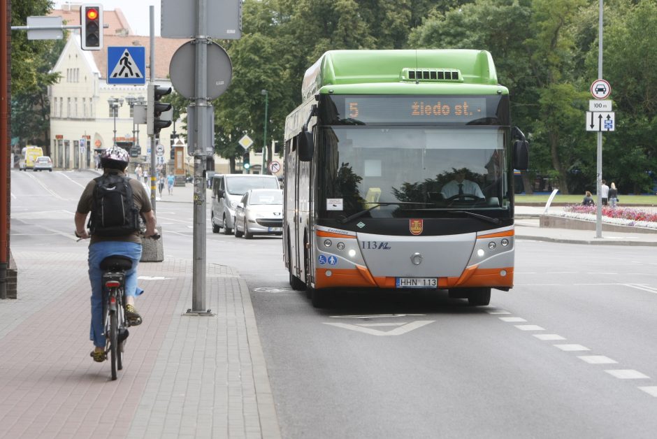 Autobusais važiuoti gali ne visi