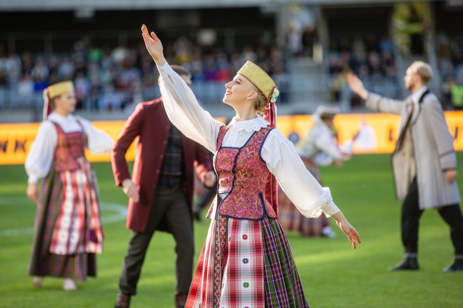 Futbolo šventė Kaune: Lietuvos legendos nenusileido FIFA žvaigždėms