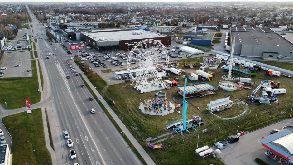 Šventiška pramoga kauniečiams: Aleksote įsikūrė didžiausias atrakcionų parkas Baltijos šalyse