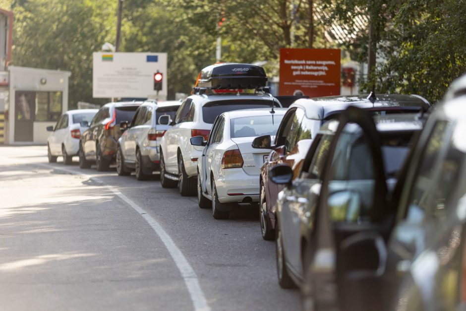 Vykstančius į Baltarusiją punktų uždarymas ir pykdo, ir nuvilia: kentės paprasti žmonės