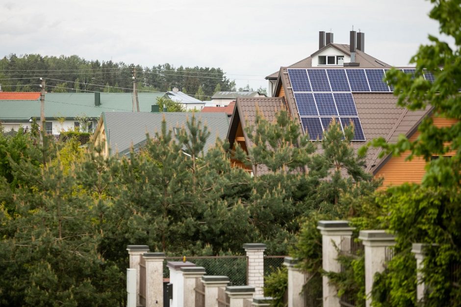 Valdžia siūlo elektrines statyti patiems, o taupymą perkelia ant gyventojų pečių