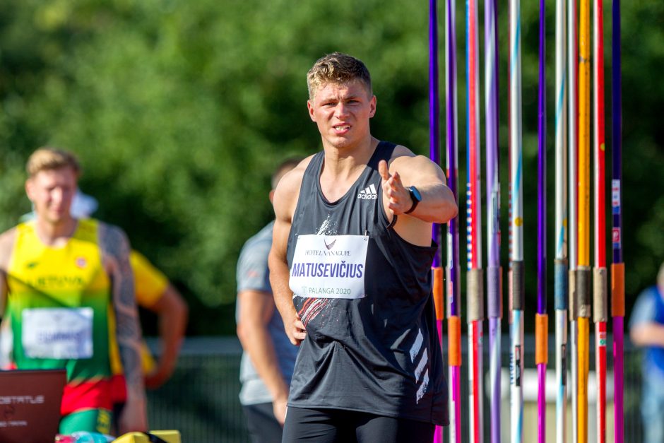 Lengvoji atletika keičiasi – varžybose bus naujovių: atletai kraipo galvas