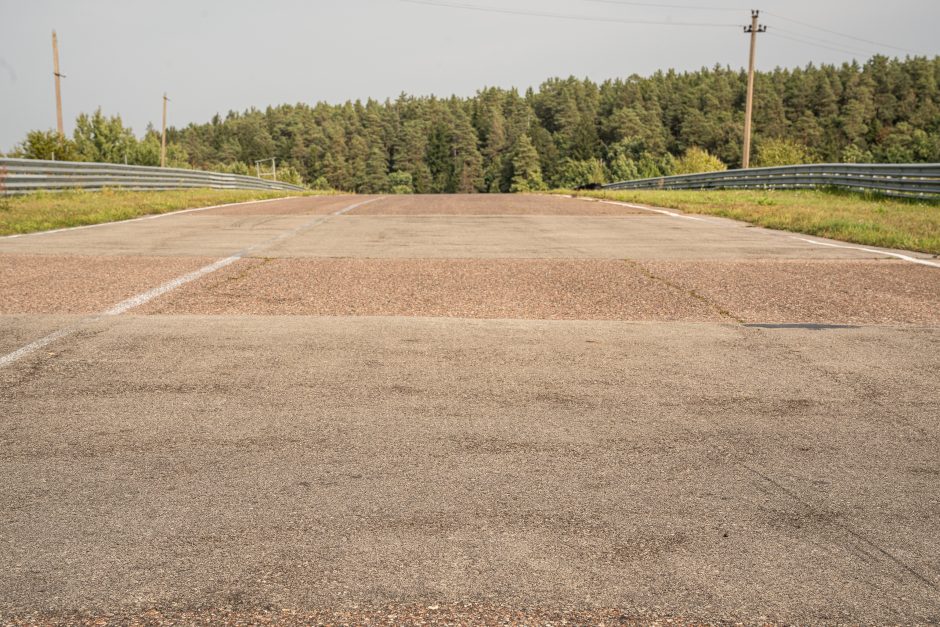 Stagnacija nesibaigia: lenktynių trasa merdi