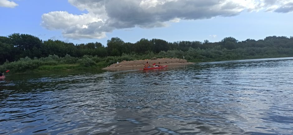 Po tarnybos – baidarėmis į Rusnę