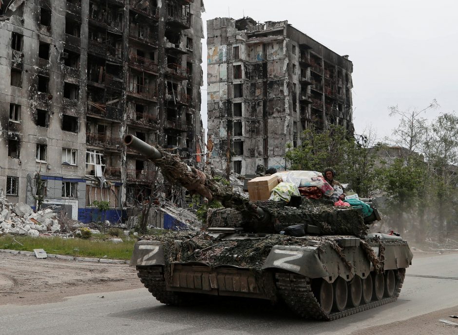 Rusijos primesta valdžia pasitraukė iš dar vieno miesto Ukrainos Chersono srityje