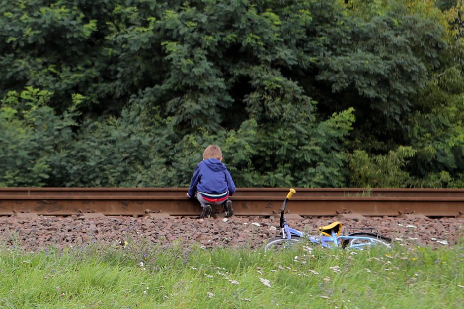 Įstatymų grimasos: vaiką seneliams patikėję tėvai gali turėti nemalonumų 