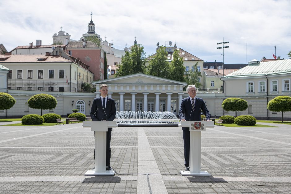 G. Nausėda atvėrė Prezidentūros kiemą kultūriniams renginiams ir lankytojams