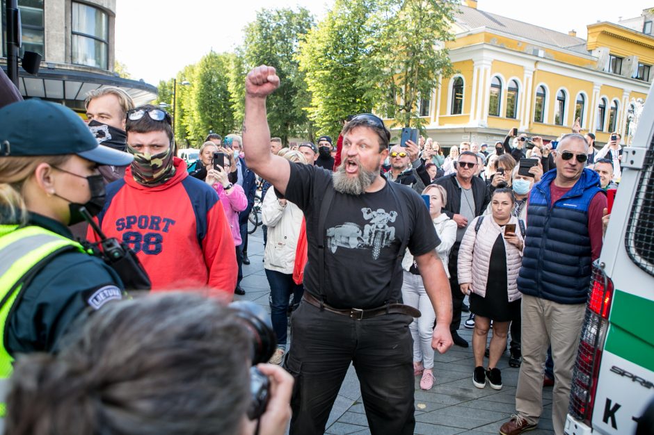 Policija apie neramumus per LGBT eitynes: nukentėjo du žmonės, pradėti penki ikiteisminiai tyrimai