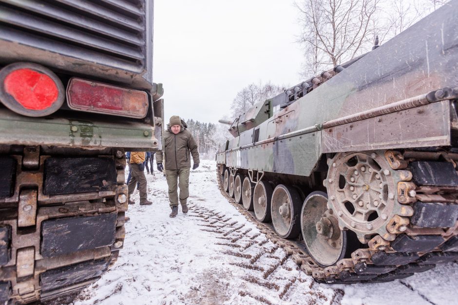 Lietuva tampa per mūšius Ukrainoje pažeistų vokiškų tankų remonto centru