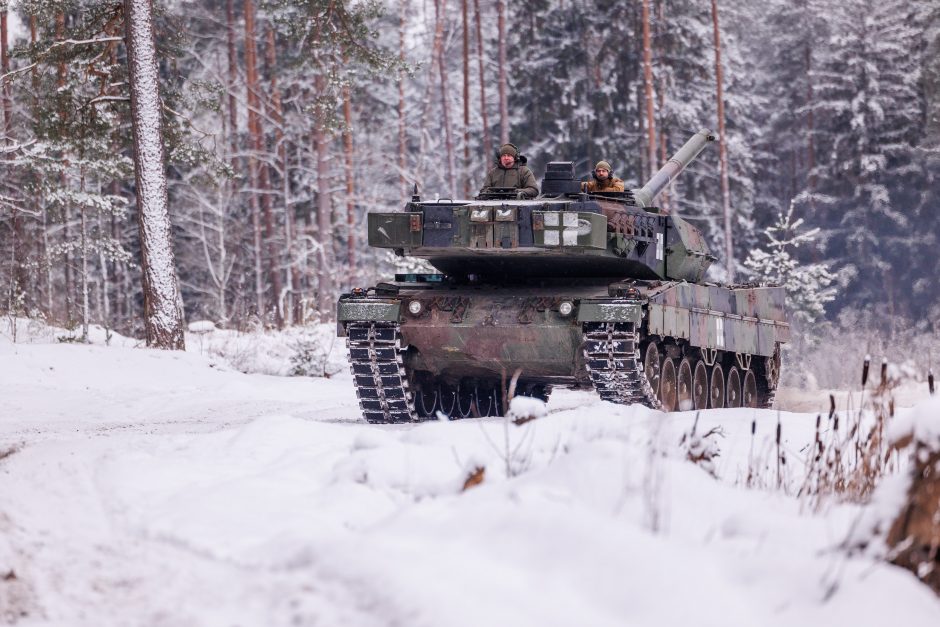 Lietuva tampa per mūšius Ukrainoje pažeistų vokiškų tankų remonto centru