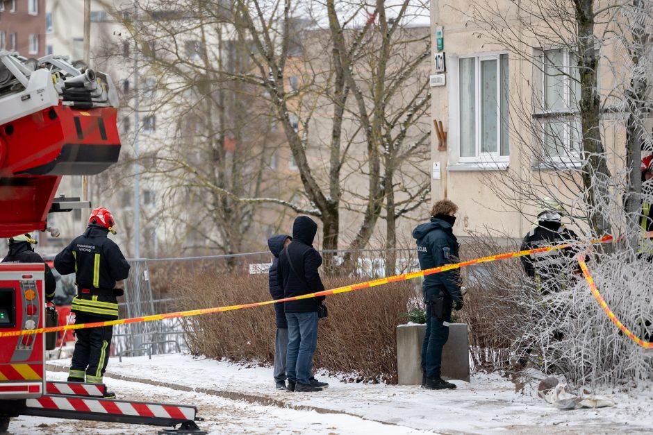 Advokatas: būsto Viršuliškių daugiabutyje neapsidraudusiems bus sunku gauti žalos kompensaciją