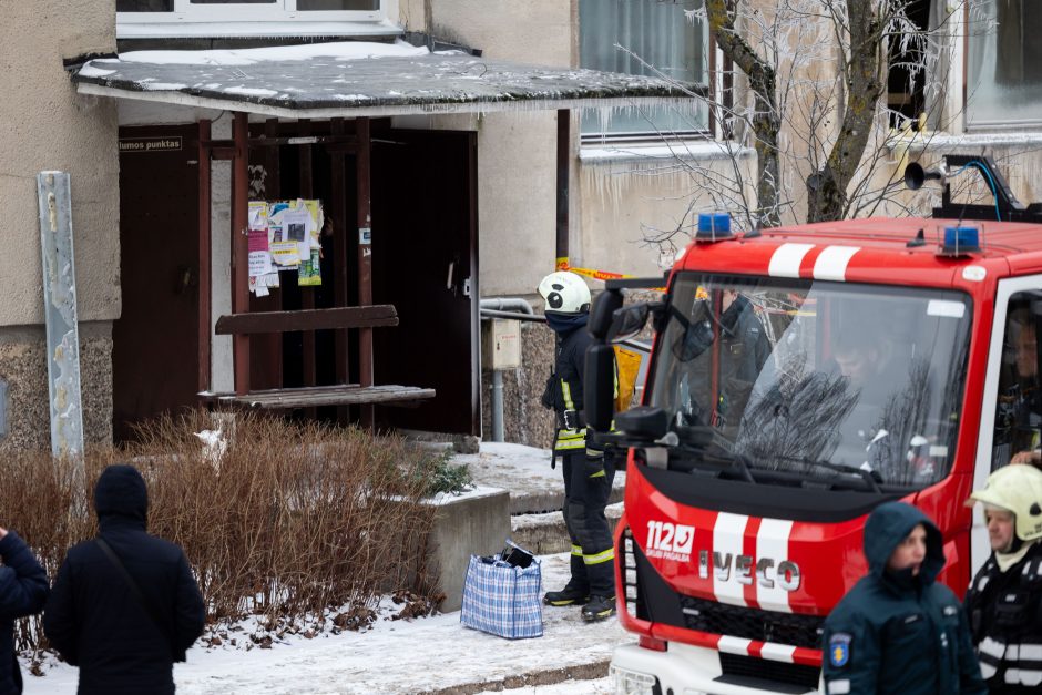 Advokatas: būsto Viršuliškių daugiabutyje neapsidraudusiems bus sunku gauti žalos kompensaciją