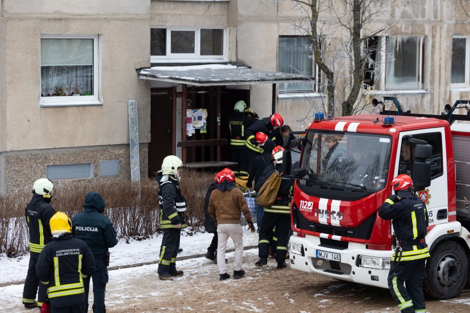 Pareigūnai neigia gandus: į vėliau sprogusį Viršuliškių daugiabutį vyko dėl kitos priežasties