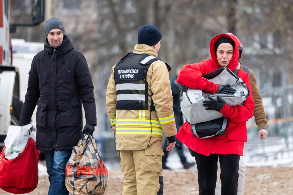 Advokatas: būsto Viršuliškių daugiabutyje neapsidraudusiems bus sunku gauti žalos kompensaciją