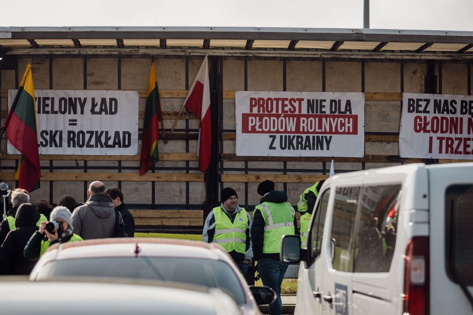 NKVC: Lenkijos ir Lietuvos pasienyje vilkikų eilių nėra, ūkininkų entuziazmas blėsta