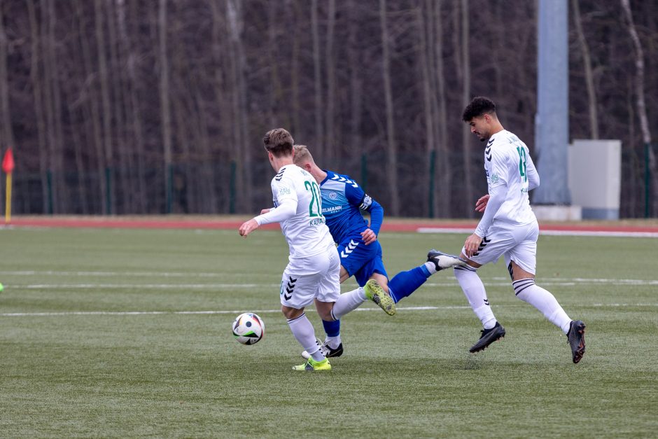 Kauno derbyje triumfavo rajono futbolininkai