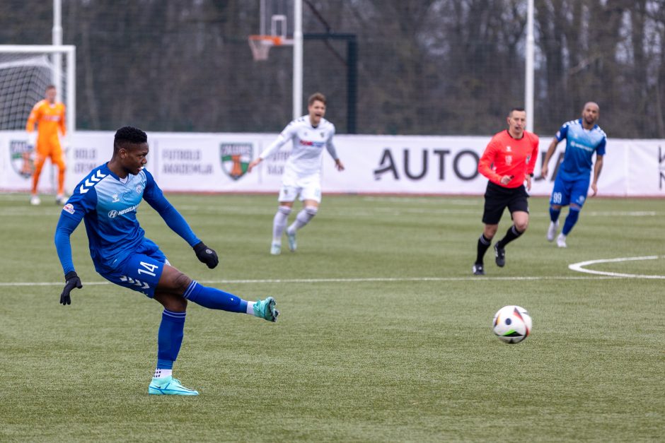 Kauno derbyje triumfavo rajono futbolininkai