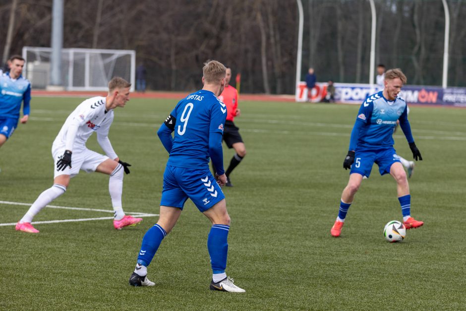 Kauno derbyje triumfavo rajono futbolininkai