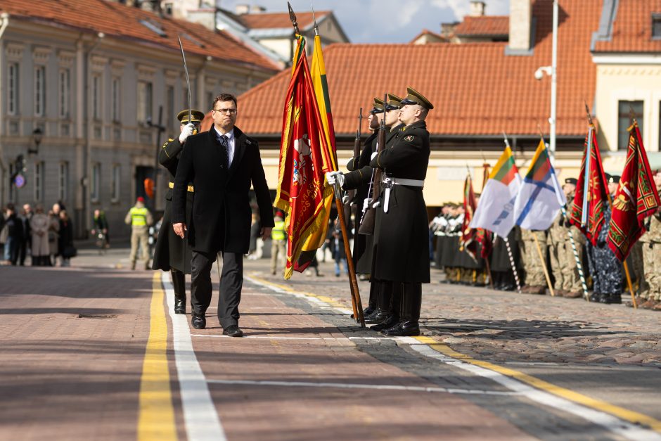 Naujasis krašto apsaugos ministras įvardijo pirmuosius tris darbus (interviu)