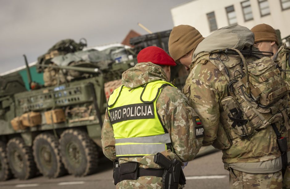 Į Lietuvą pratyboms atvyksta JAV karinė technika