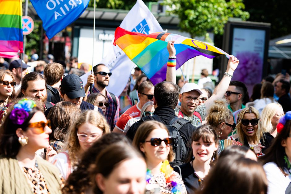 LGBTIQ eitynes vadina „laisviečių“ agitacija: pastarieji turi atsaką