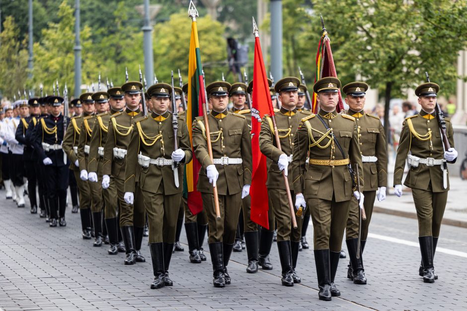 Valstybės vėliavos pakėlimo ceremonija